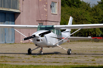 SP-FWL - Private Cessna 182 Skylane (all models except RG)