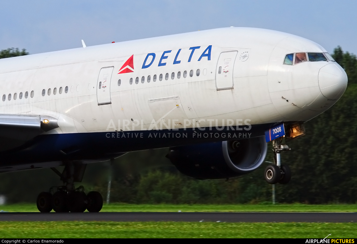 Delta Air Lines N867DA aircraft at Amsterdam - Schiphol