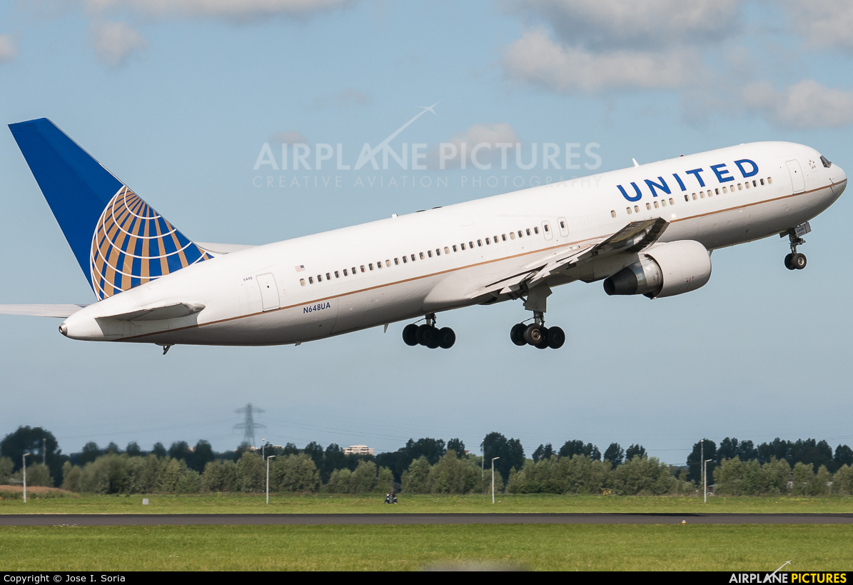 United Airlines N648UA aircraft at Amsterdam - Schiphol