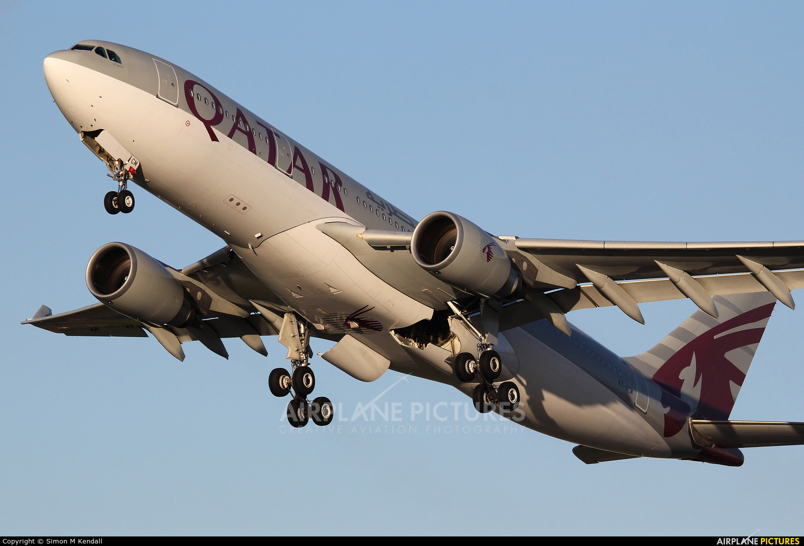 Qatar Airways A7-ACM aircraft at Manchester