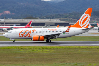 PR-VBY - GOL Transportes Aéreos  Boeing 737-700