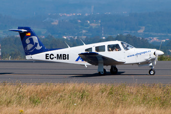 EC-MBI - Aeroflota del Noroeste Piper PA-28R Arrow /  RT Turbo Arrow