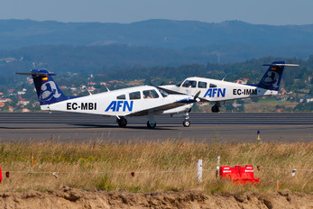 EC-MBI - Aeroflota del Noroeste Piper PA-28R Arrow /  RT Turbo Arrow