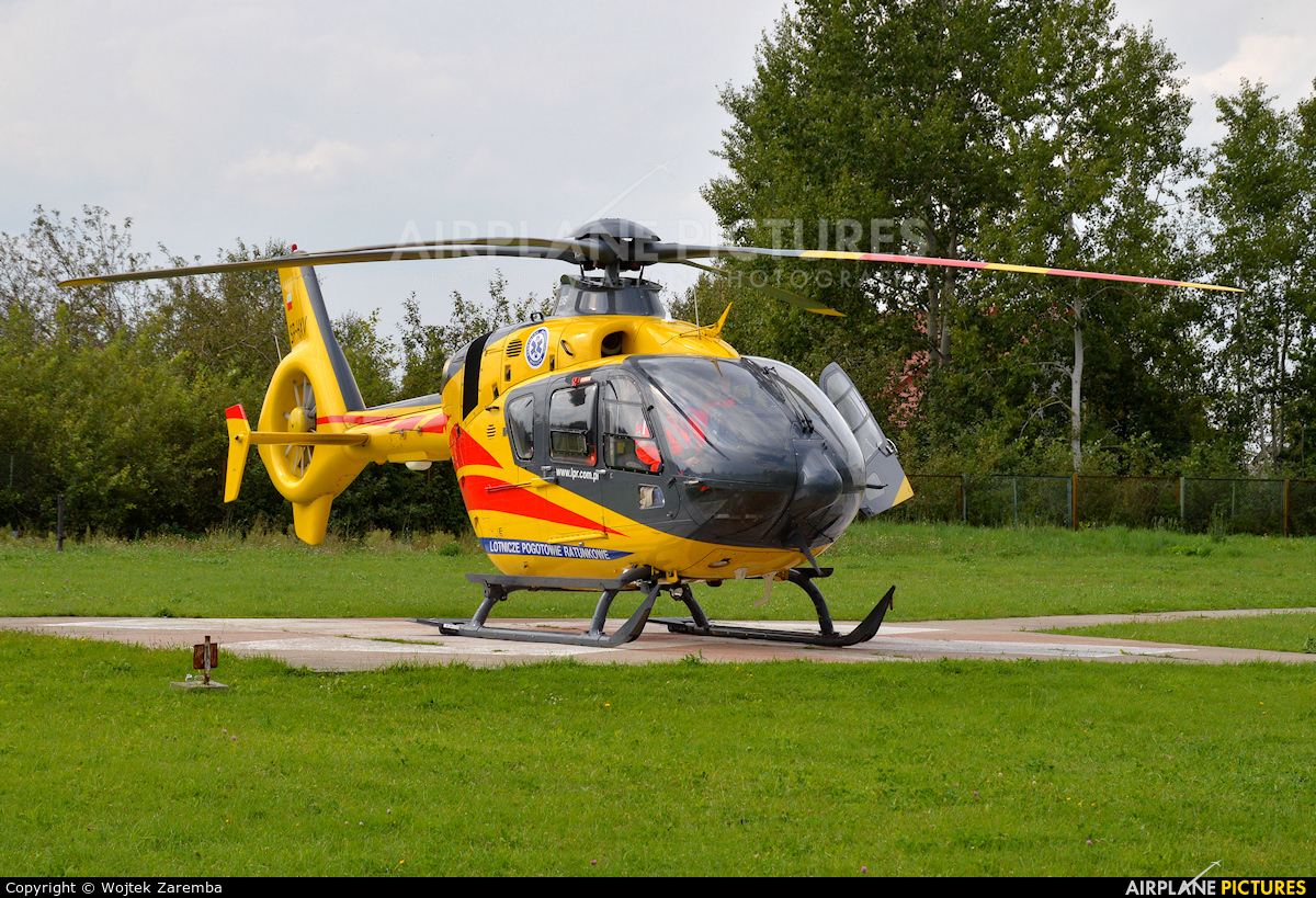 Polish Medical Air Rescue - Lotnicze Pogotowie Ratunkowe SP-HXV aircraft at Siemiatycze Hospital