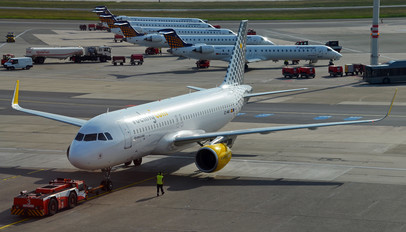 EC-MAI - Vueling Airlines Airbus A320