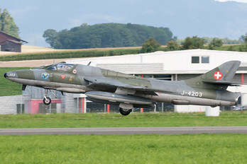 HB-RVW - Switzerland - Air Force Hawker Hunter F.58
