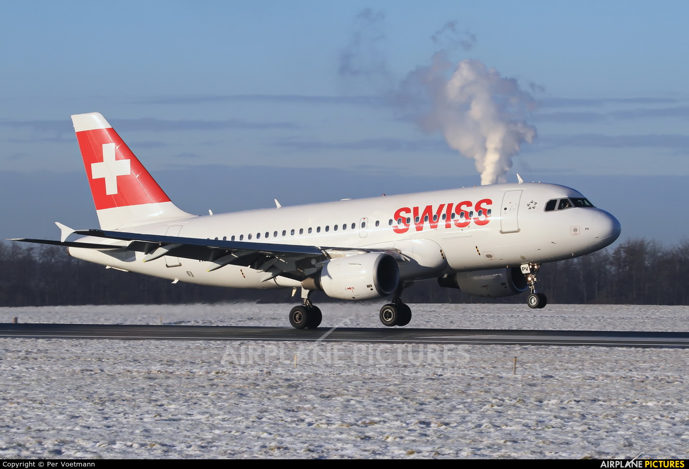 Swiss HB-IPV aircraft at Copenhagen Kastrup