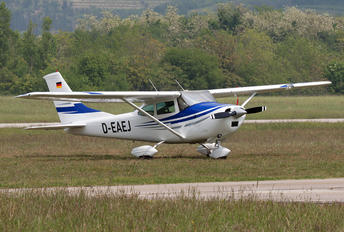 D-EAEJ - Private Cessna 172 Skyhawk (all models except RG)