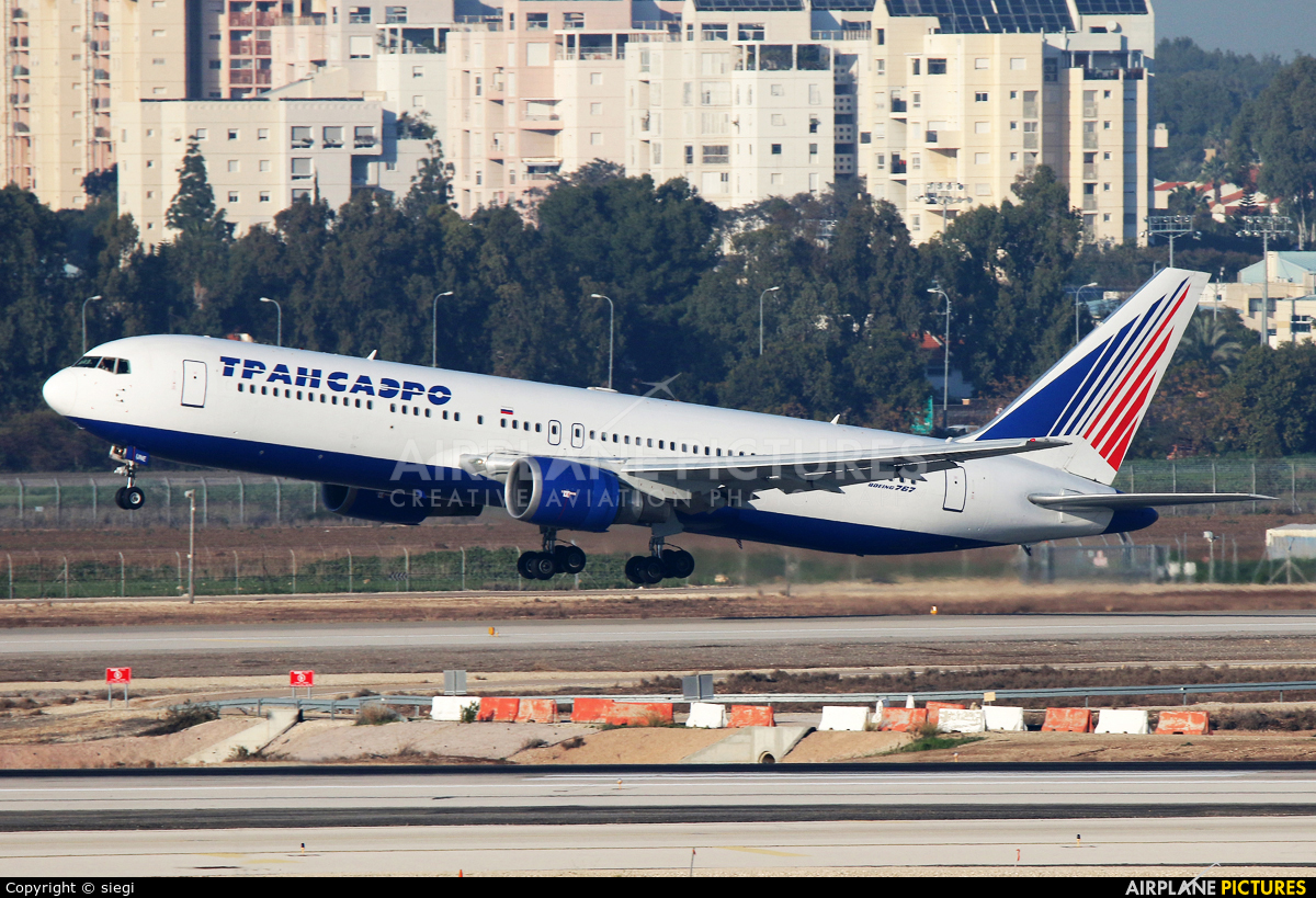 Transaero Airlines EI-UNE aircraft at Tel Aviv - Ben Gurion