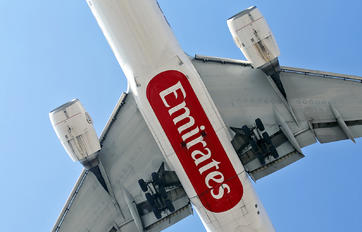 A6-EMW - Emirates Airlines Boeing 777-300
