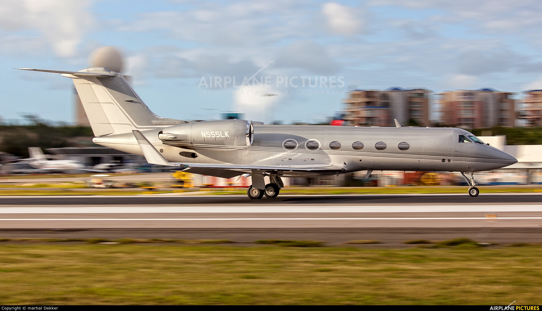 Private N555LK aircraft at Sint Maarten - Princess Juliana Intl