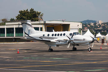 F-HJPM - Private Beechcraft 200 King Air