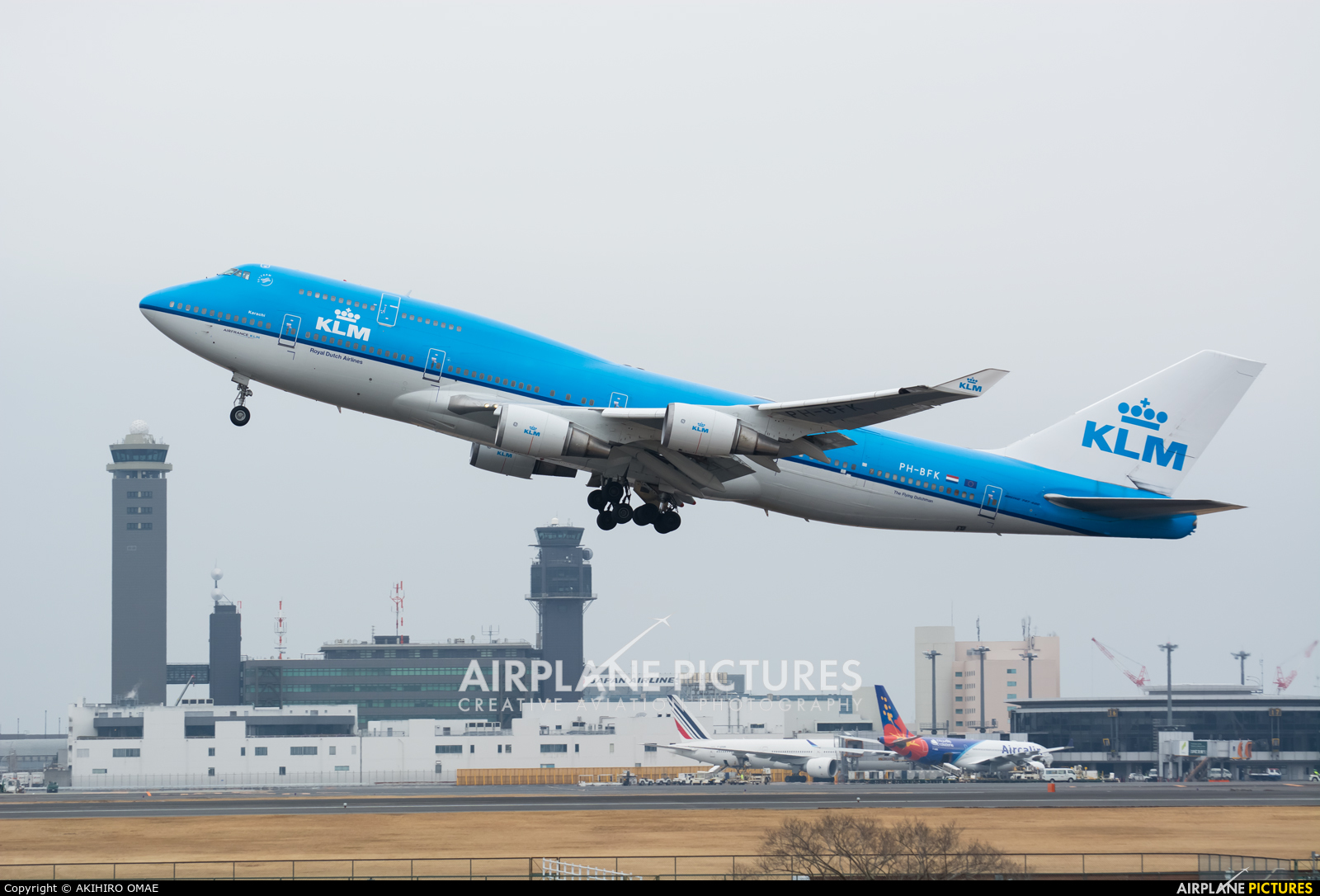 KLM PH-BFK aircraft at Tokyo - Narita Intl