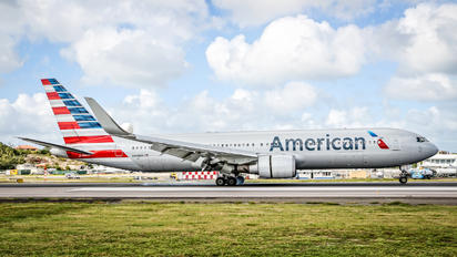 N348AN - American Airlines Boeing 767-300ER