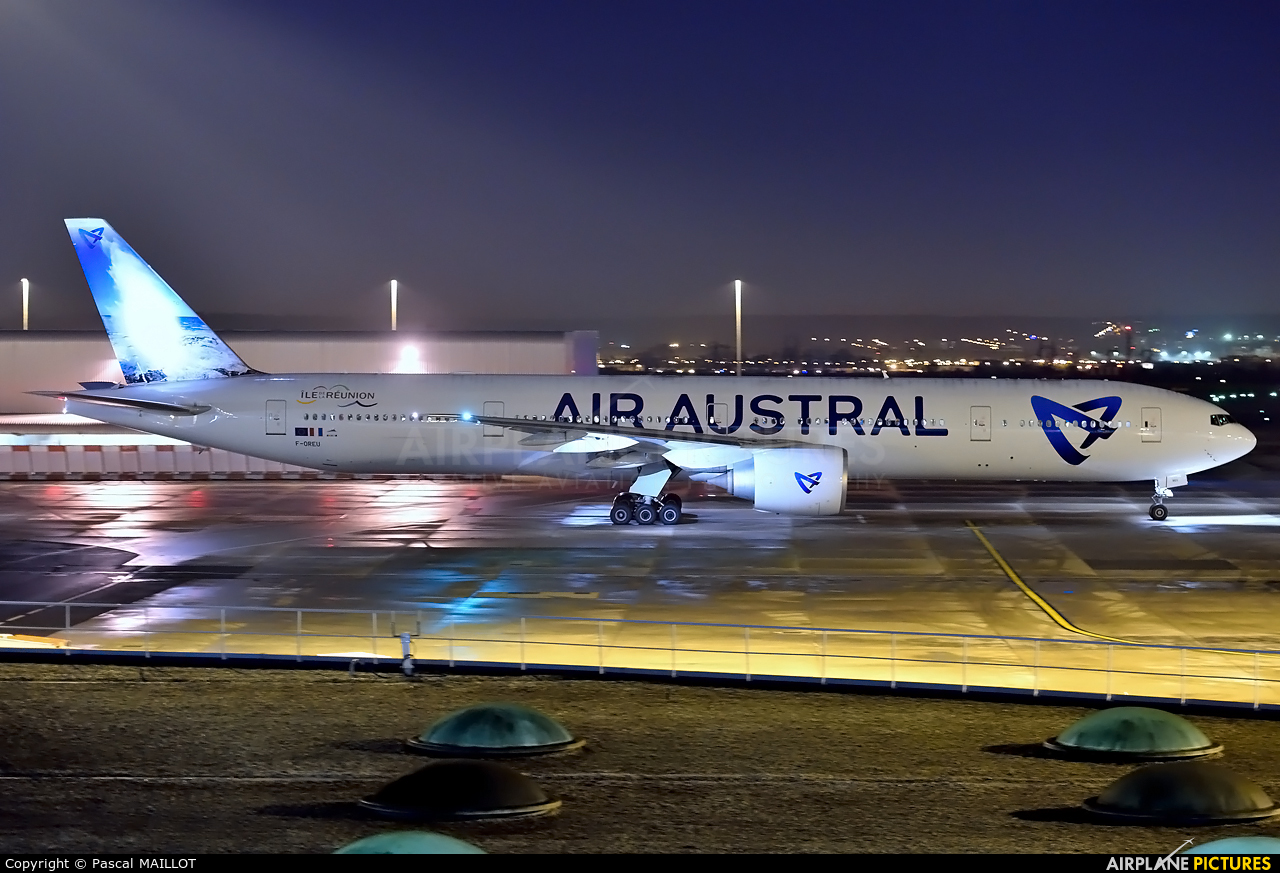 Air Austral F-OREU aircraft at Paris - Charles de Gaulle