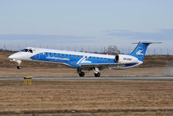 UR-DNP - Dniproavia Embraer EMB-145