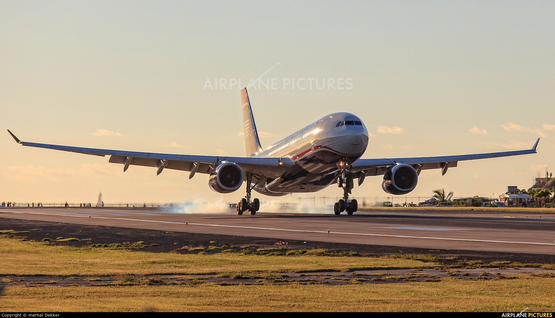 US Airways N285AY aircraft at Sint Maarten - Princess Juliana Intl