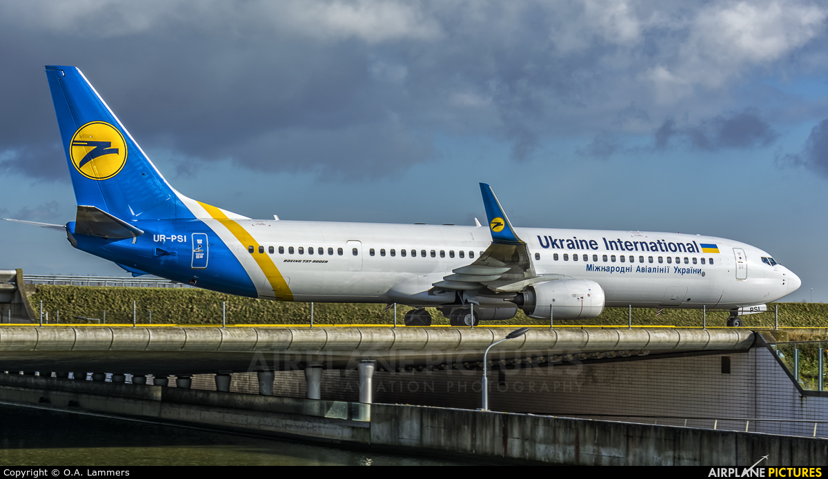 Ukraine International Airlines UR-PSI aircraft at Amsterdam - Schiphol