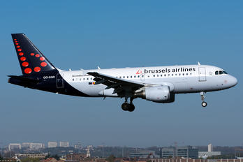 OO-SSR - Brussels Airlines Airbus A319