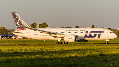 SP-LRC - LOT - Polish Airlines Boeing 787-8 Dreamliner