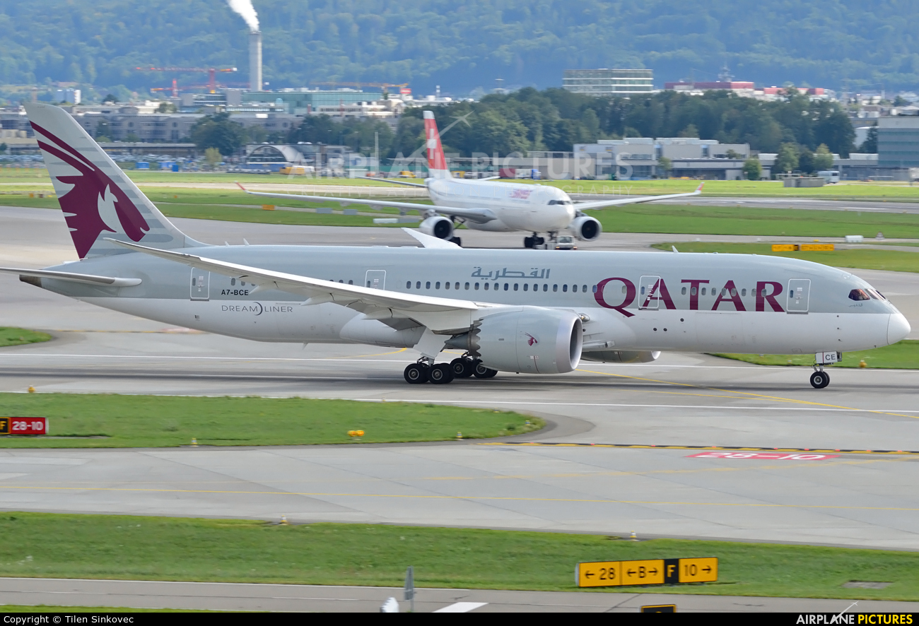 Qatar Airways A7-BCE aircraft at Zurich