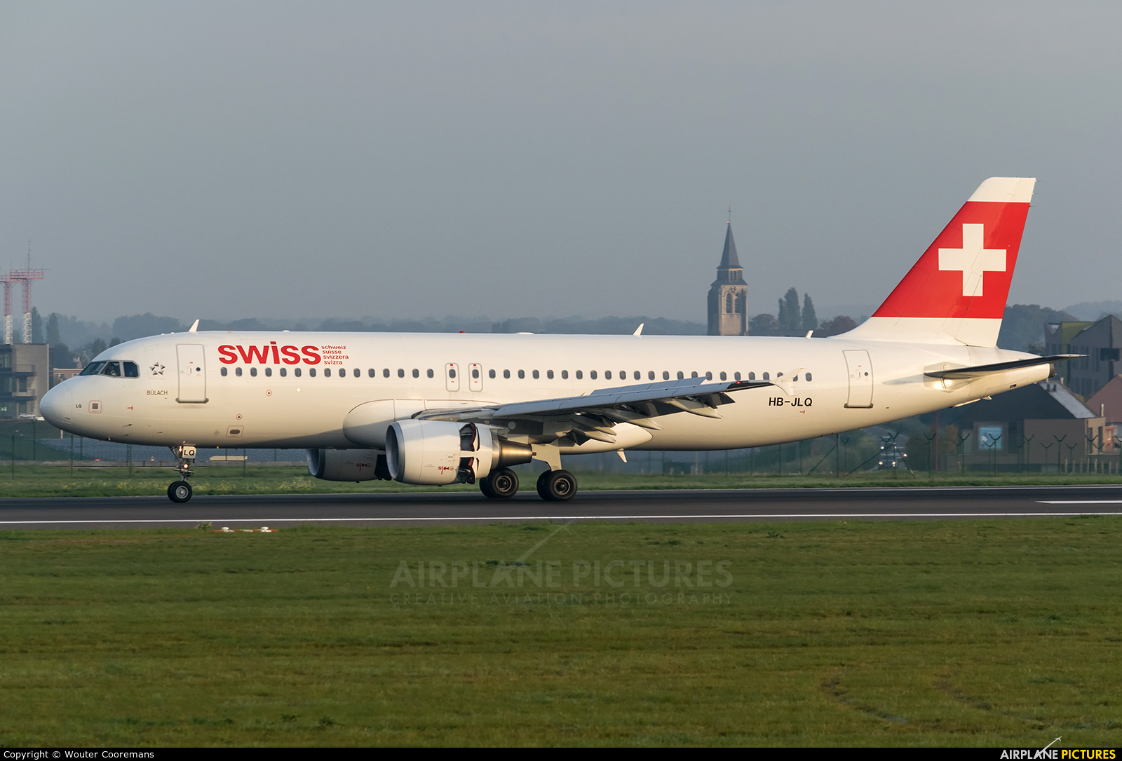 Swiss HB-JLQ aircraft at Brussels - Zaventem