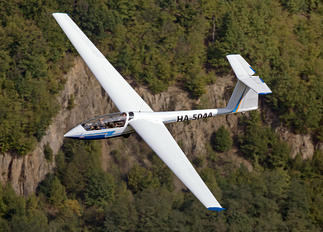 HA-5044 - Private IAR Industria Aeronautică Română IS 28B2 Lark