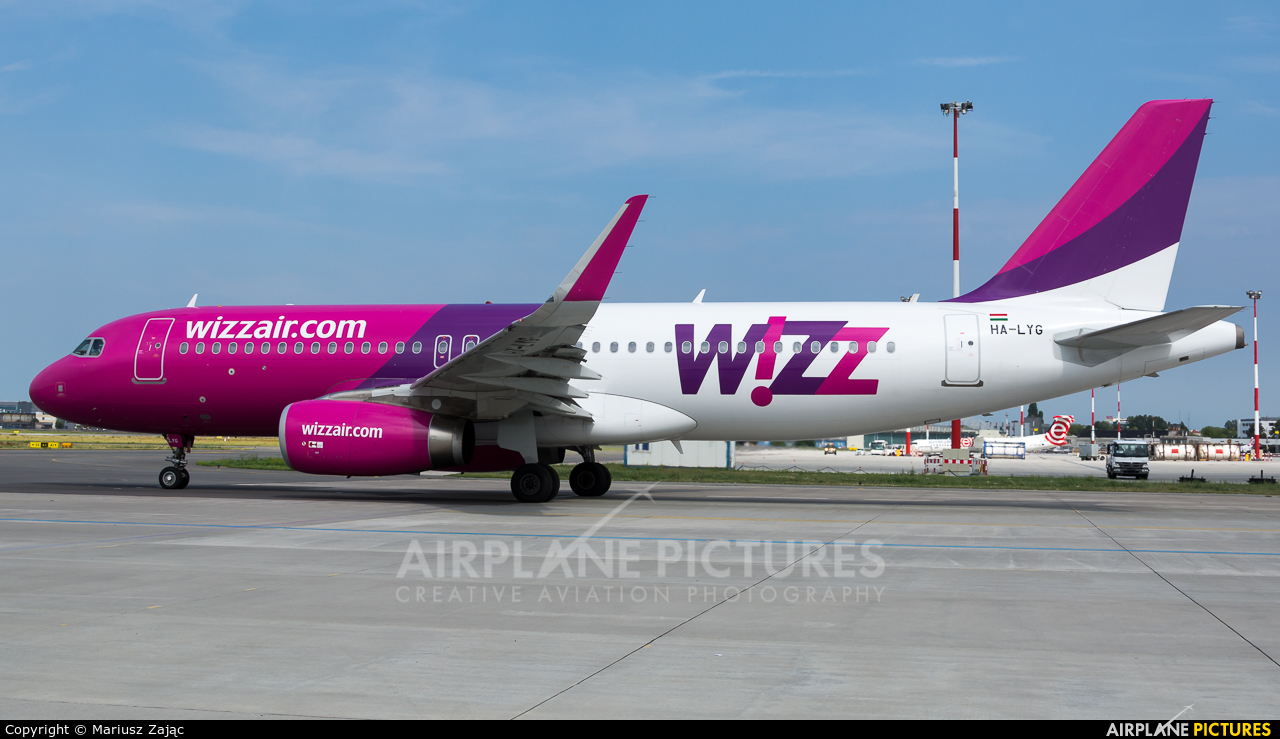 Wizz Air HA-LYG aircraft at Warsaw - Frederic Chopin