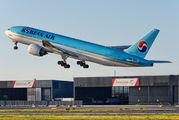 HL7530 - Korean Air Boeing 777-200ER aircraft