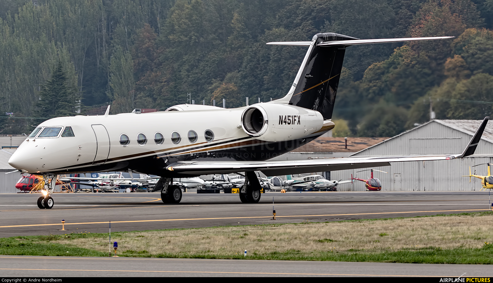 Private N451FX aircraft at Seattle - Boeing Field / King County Intl