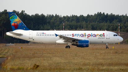 SP-HAE - Small Planet Airlines Airbus A320