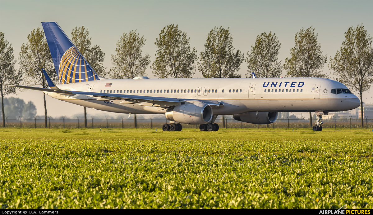United Airlines N58101 aircraft at Amsterdam - Schiphol