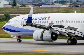 B-18607 - China Airlines Boeing 737-800