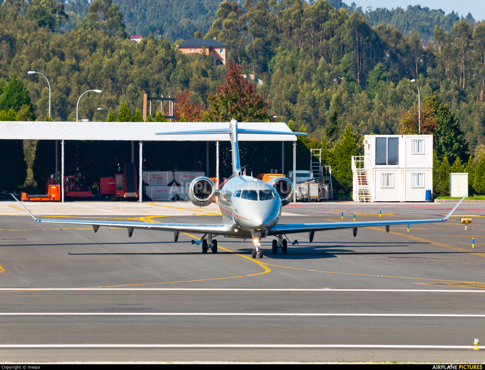 Vistajet 9H-VCG aircraft at La Coruña