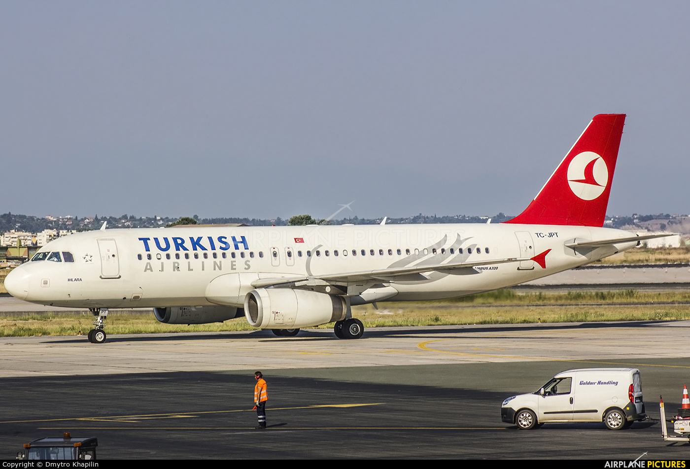 Turkish Airlines TC-JPT aircraft at Thessaloniki - Makedonia