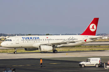 TC-JPT - Turkish Airlines Airbus A320