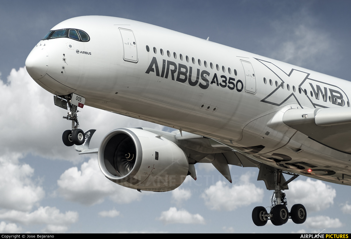 Airbus Industrie F-WWYB aircraft at Seville - San Pablo