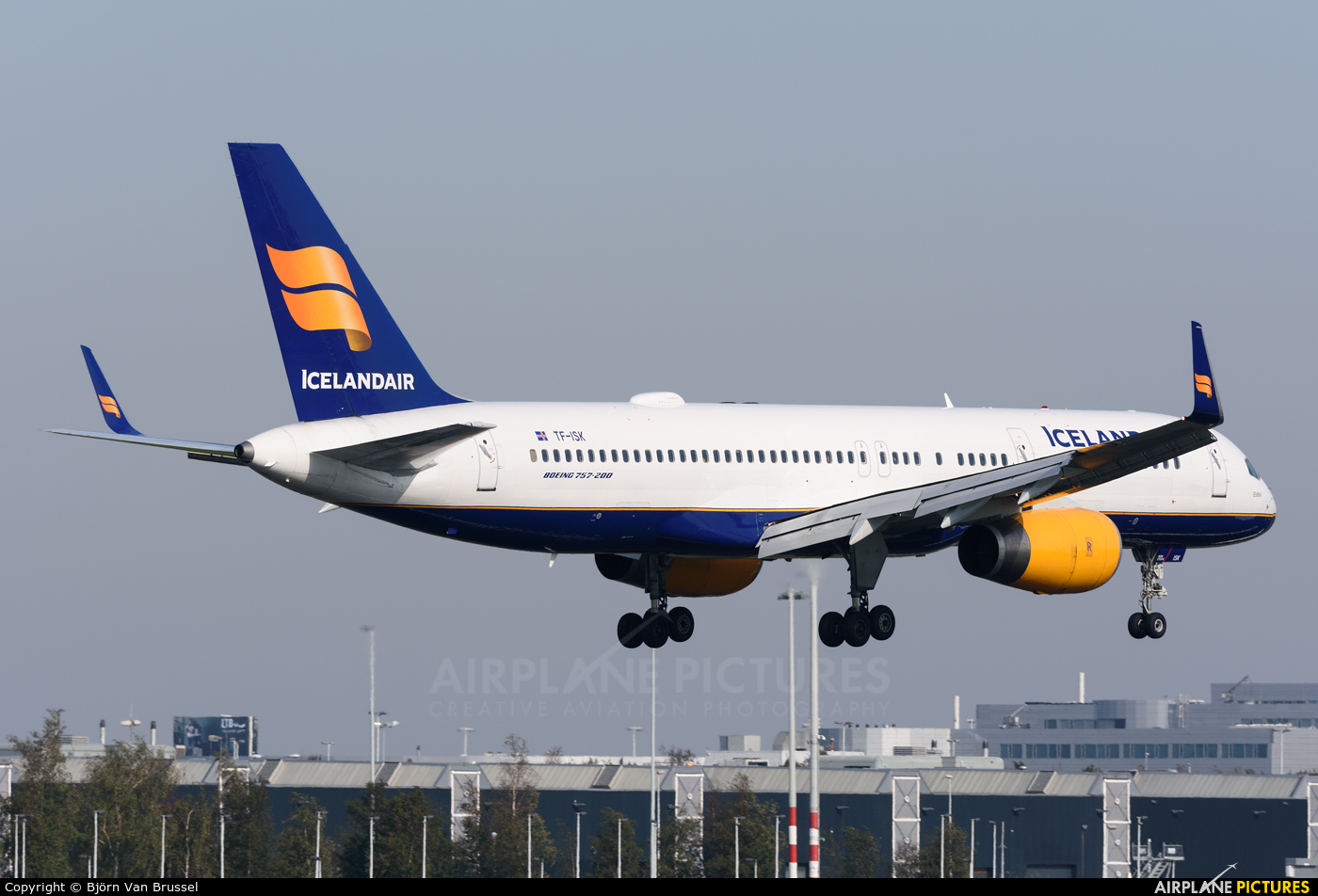 Icelandair TF-ISK aircraft at Amsterdam - Schiphol