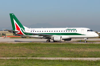 EI-RDE - Alitalia Embraer ERJ-175 (170-200)