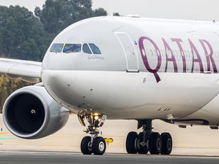 A7-AEA - Qatar Airways Airbus A330-300