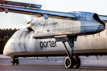 C-GLQE - Porter Airlines de Havilland Canada DHC-8-400Q / Bombardier Q400