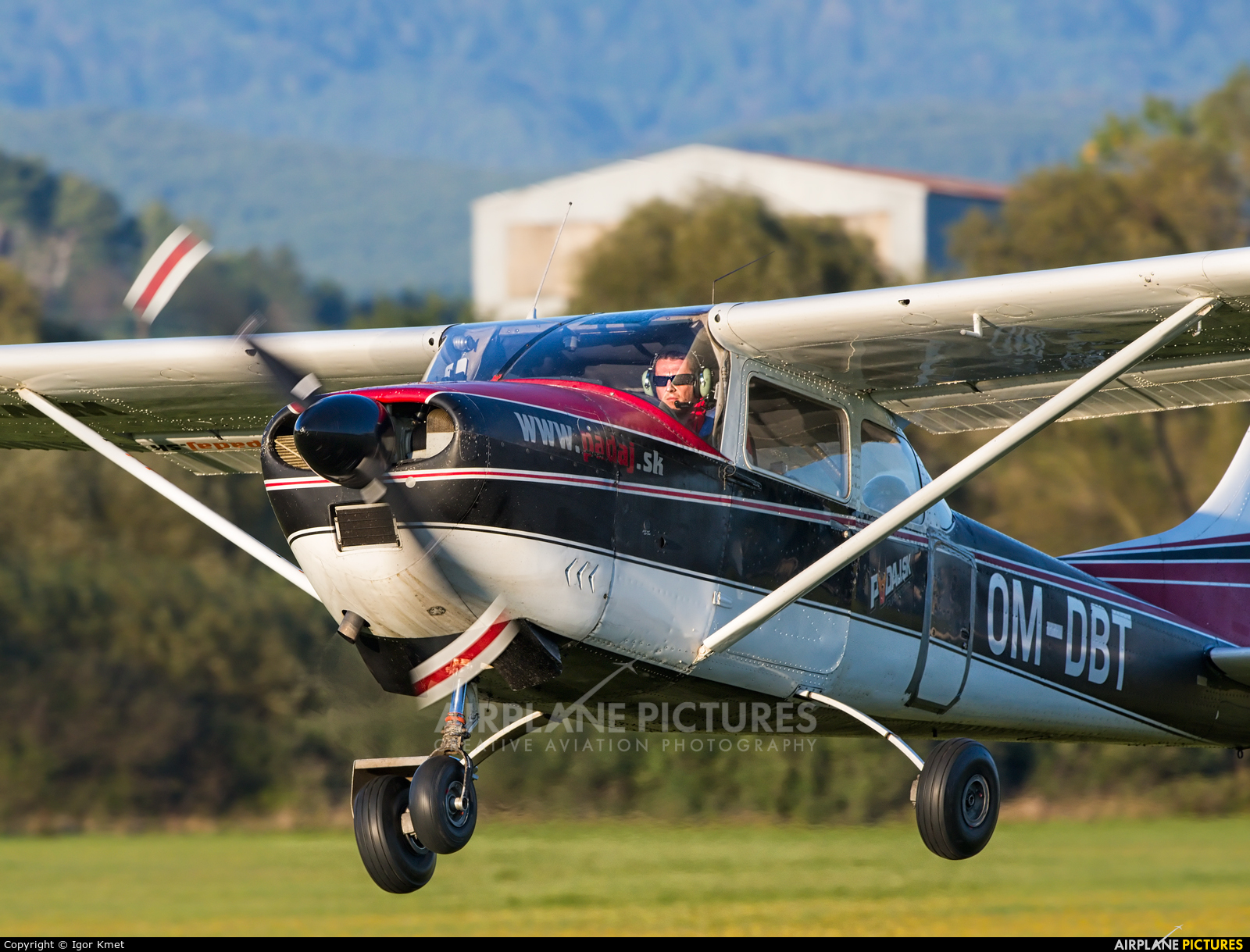 Slovensky Narodny Aeroklub OM-DBT aircraft at Očová