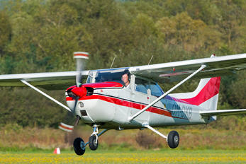 OM-DKB - Private Cessna 172 Skyhawk (all models except RG)