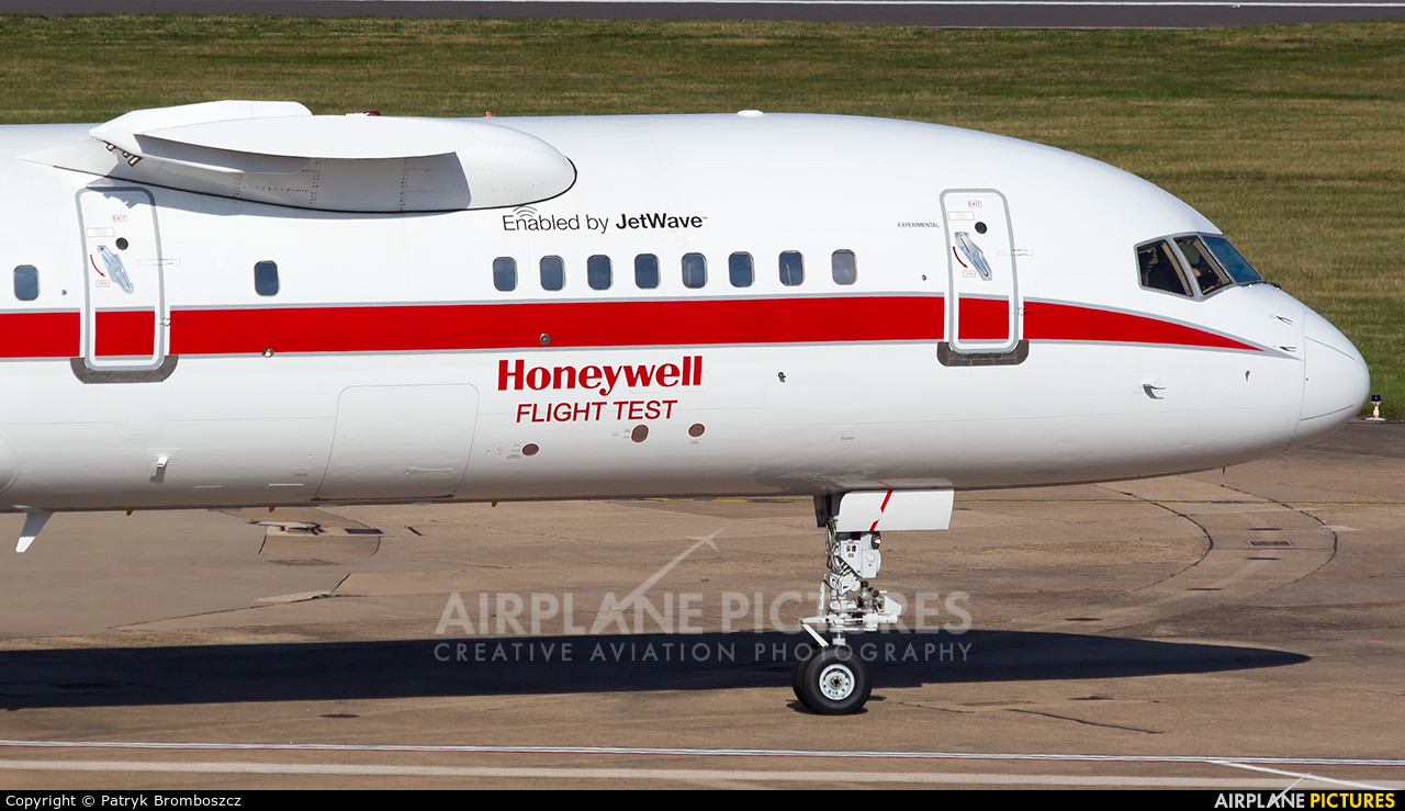 Honeywell Aviation Services N757HW aircraft at Birmingham
