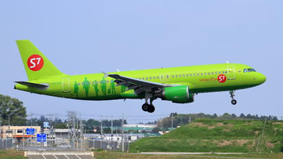 VQ-BPL - S7 Airlines Airbus A320