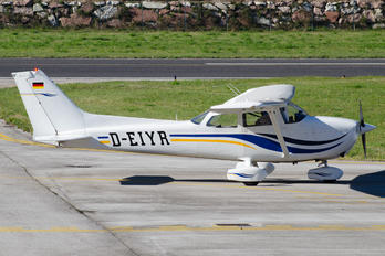 D-EIYR - Private Cessna 172 Skyhawk (all models except RG)