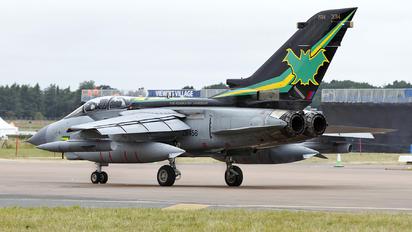ZA456 - Royal Air Force Panavia Tornado GR.4 / 4A