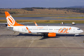 PR-GTJ - GOL Transportes Aéreos  Boeing 737-800