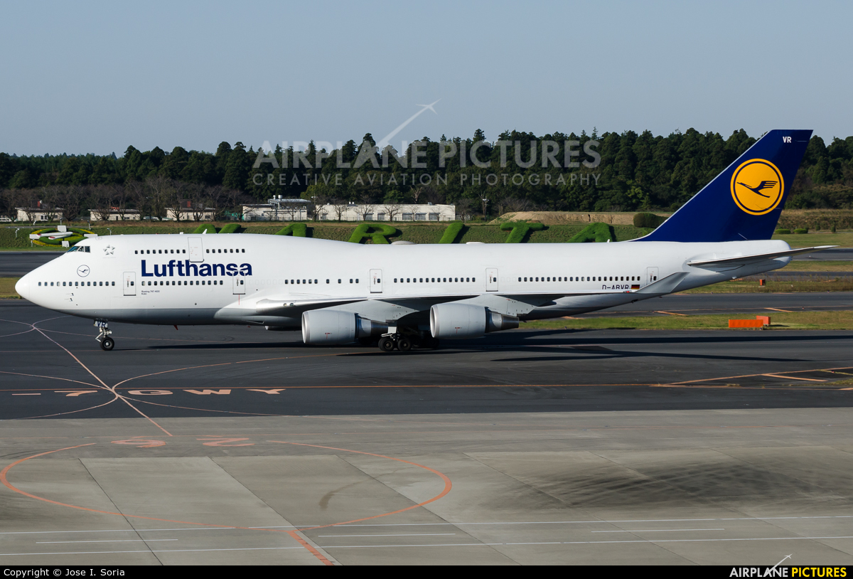 Lufthansa D-ABVR aircraft at Tokyo - Narita Intl