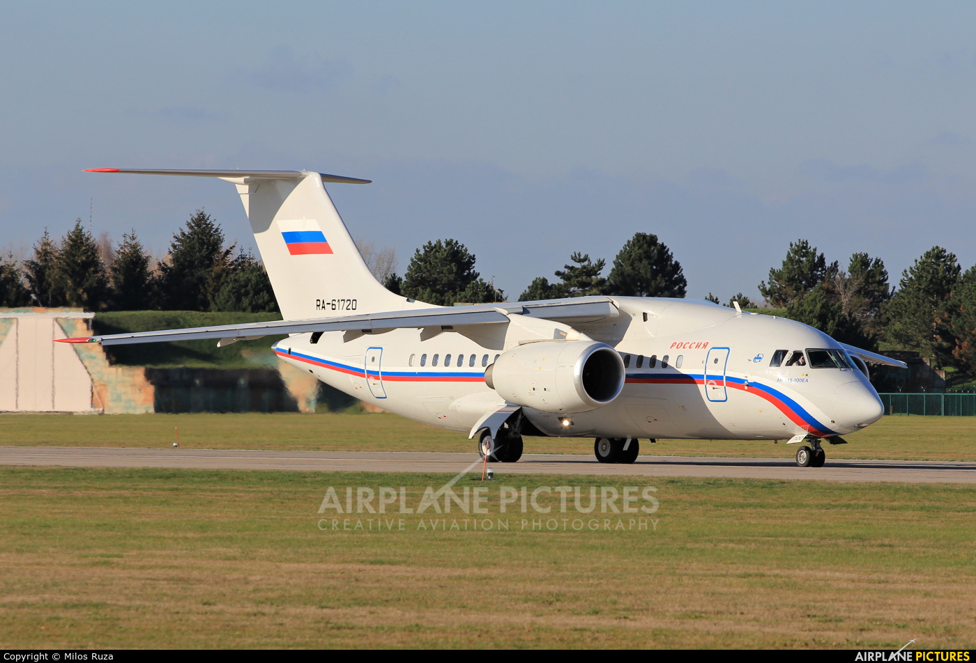 Rossiya RA-61720 aircraft at Pardubice